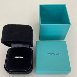 950 Platinum 3mm Tiffany Classic Band Size 6.5